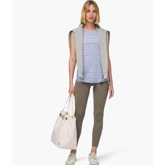 Lululemon All Tied Up Tank Cut Back Stripe Tempest Blue White 8 - Picture 3 of 9